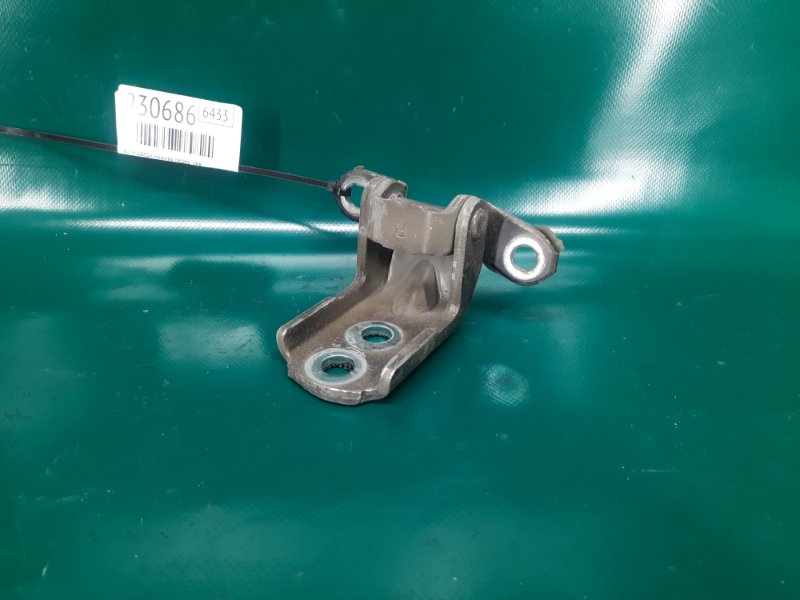 Петля двери нижняя передняя левая NISSAN SENTRA B17 12-21 2014 Седан 1.8 82421-4P00A Б/У