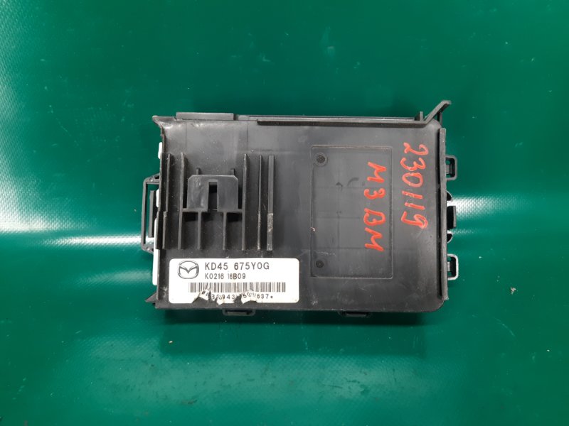 Блок электронный MAZDA 3 BM 13-19 2016 Седан 2.0L 4 KD45-67-5Y0G Б/У