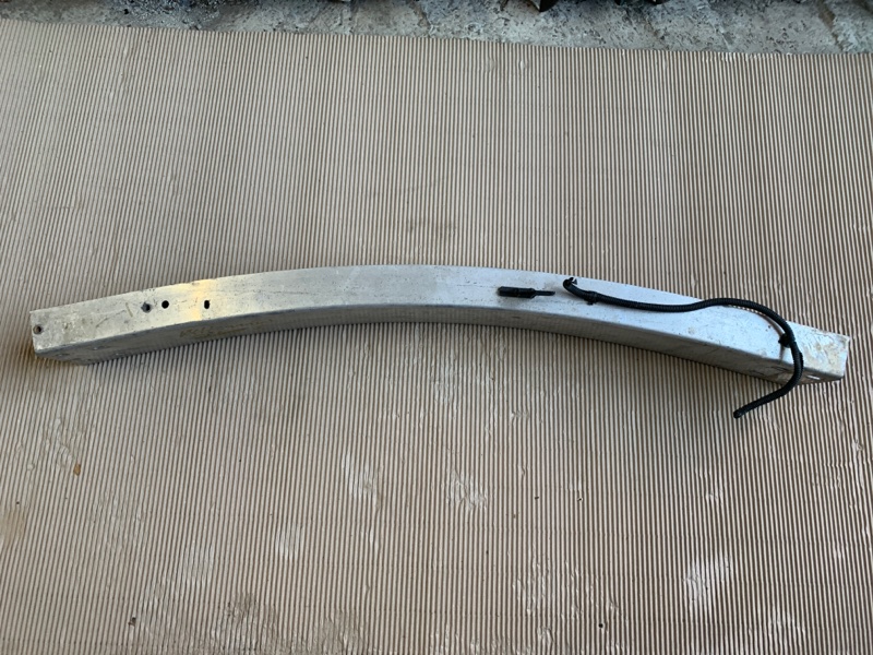 Усилитель переднего бампера ALTIMA L33 12-18 L33