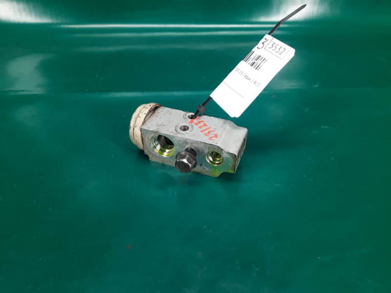 Клапан кондиционера HYUNDAI ELANTRA MD 10-15 2011 Седан 1.8L DOHC MPFI D-CVVT 97626-2L100 Б/У