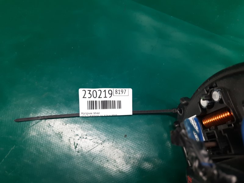 Моторчик печки CHEROKEE 14- 2019 3.2L 6 Моторчик печки CHEROKEE 14- 2019 3.2L 6