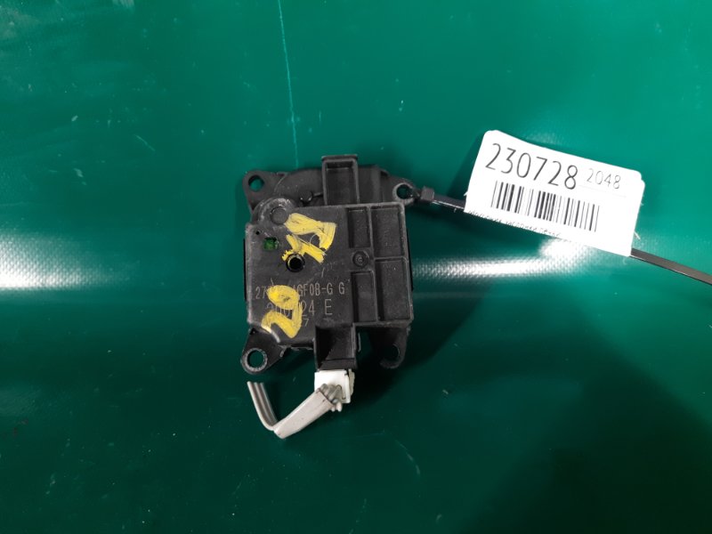 Запчасть моторчик заслонки печки INFINITI Q50 20- 2021 Седан 3.0 VR30DDTT 27732-4GF0B Б/У Моторчик заслонки печки INFINITI Q50 20- 2021 Седан 3.0 VR30DDTT 27732-4GF0B Б/У