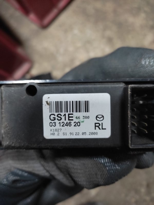 Кнопка стеклоподъемника задняя левая MAZDA 6 GH 07-12 Кнопка стеклоподъемника задняя левая MAZDA 6 GH 07-12