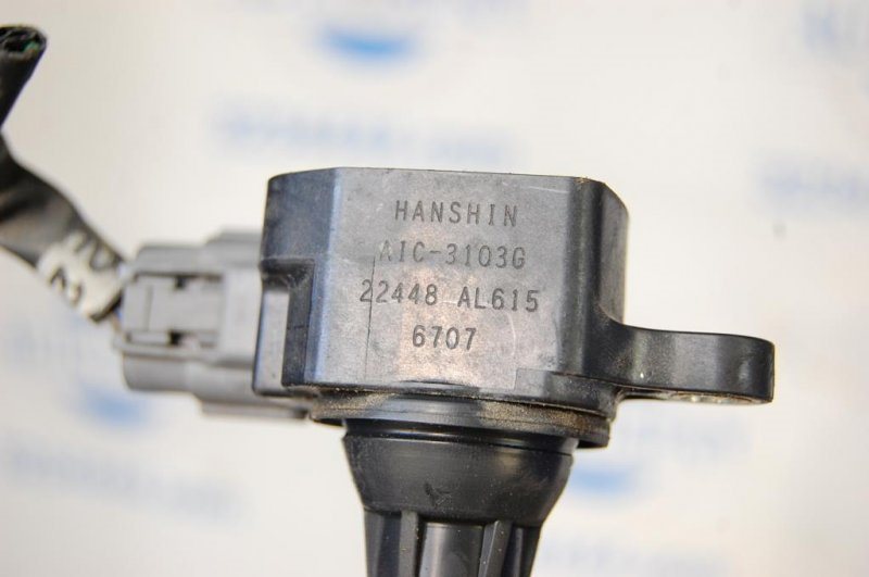 Катушка зажигания M35/M45 04-10 Катушка зажигания M35/M45 04-10