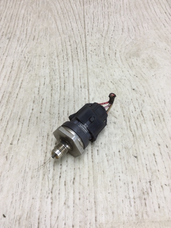 Датчик давления топлива KIA FORTE YD 12- 2013 YD 2.0 G4NC 35342-2E500 Б/У