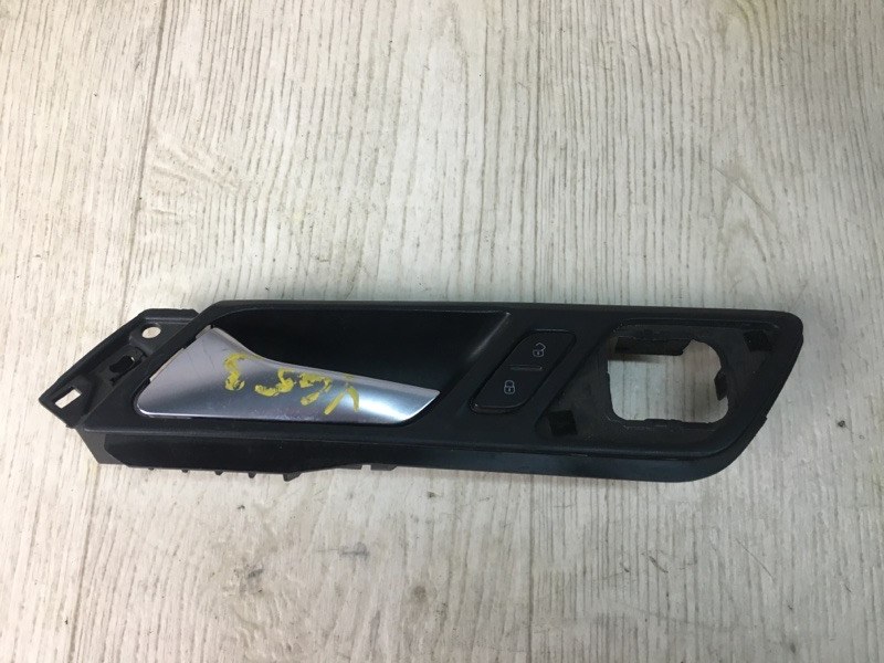 Ручка двери внутренняя передняя левая VOLKSWAGEN JETTA USA 10-17 2016 162 1.4 CZTA 5C7 837 113 L UAQ Б/У