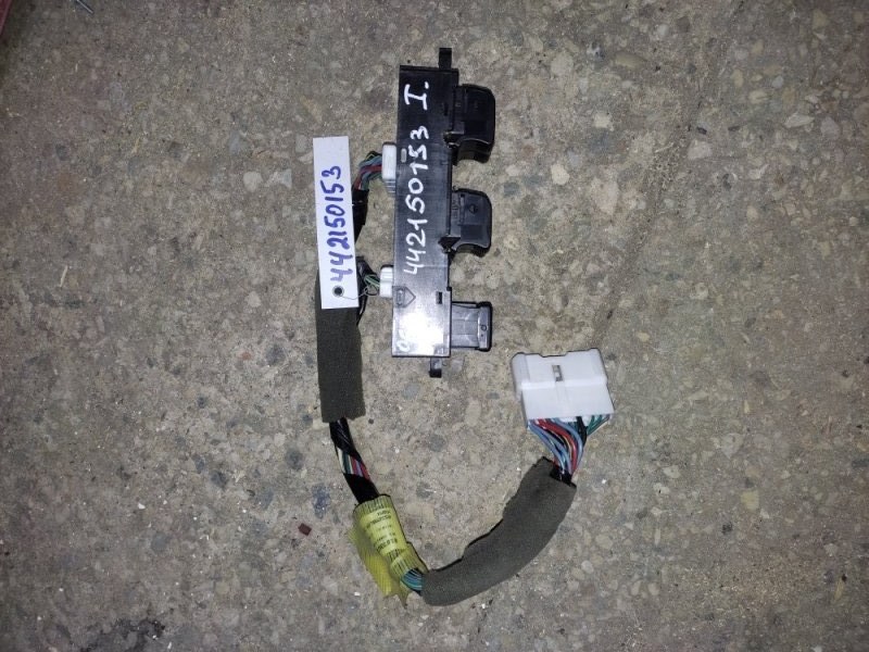 Блок управления стеклоподъемниками передний левый OUTBACK 09-14 BR 2011 Внедорожник 2.5 Блок управления стеклоподъемниками передний левый OUTBACK 09-14 BR 2011 Внедорожник 2.5