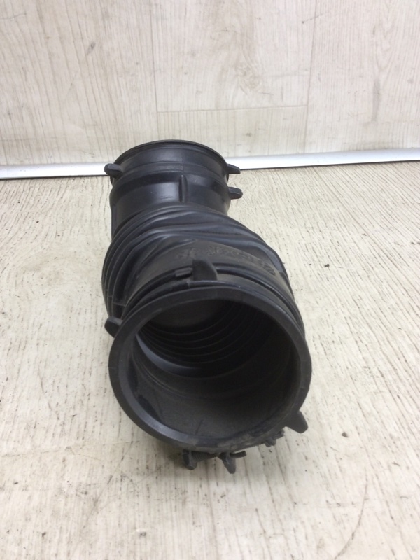 Патрубок воздушного фильтра FORTE YD 12- 2013 YD 2.0 G4NC Патрубок воздушного фильтра FORTE YD 12- 2013 YD 2.0 G4NC