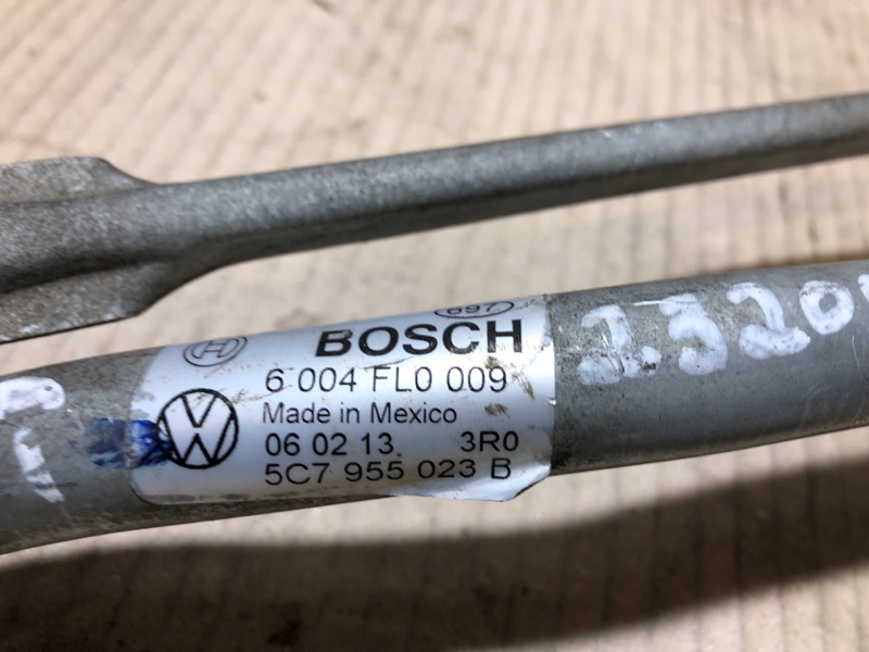 Трапеция стеклоочистителей JETTA USA 10-17 2013 162 2.5 CBUA Трапеция стеклоочистителей JETTA USA 10-17 2013 162 2.5 CBUA