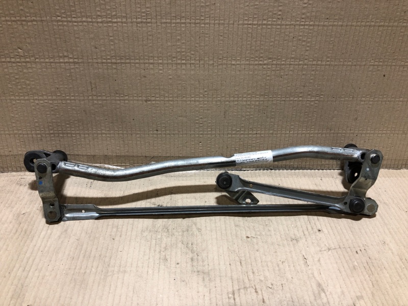 Трапеция стеклоочистителей JETTA USA 10-17 2013 162 2.5 CBUA Трапеция стеклоочистителей JETTA USA 10-17 2013 162 2.5 CBUA