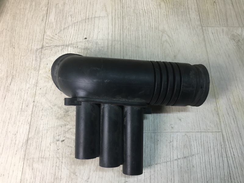 Патрубок воздушного фильтра JETTA USA 10-17 2016 162 1.4 CZTA