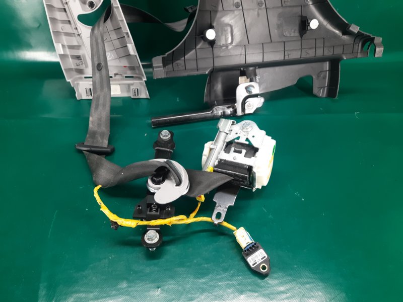 Ремень безопасности передний правый SONATA YF 10-14 2013 2.4L 4