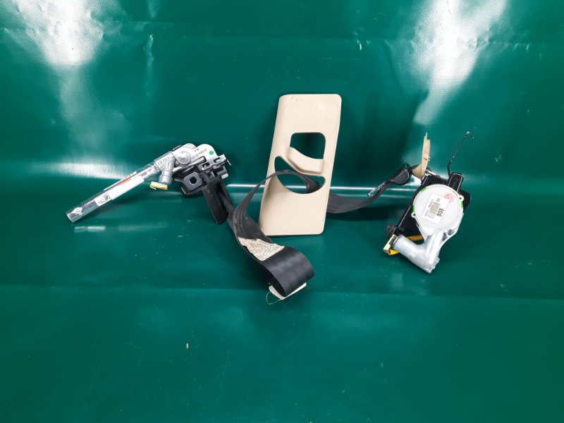 Запчасть ремень безопасности передний правый HYUNDAI ACCENT RB 10- 2011 1.6L 4 88880-1R600V2 Б/У Ремень безопасности передний правый HYUNDAI ACCENT RB 10- 2011 1.6L 4 88880-1R600V2 Б/У