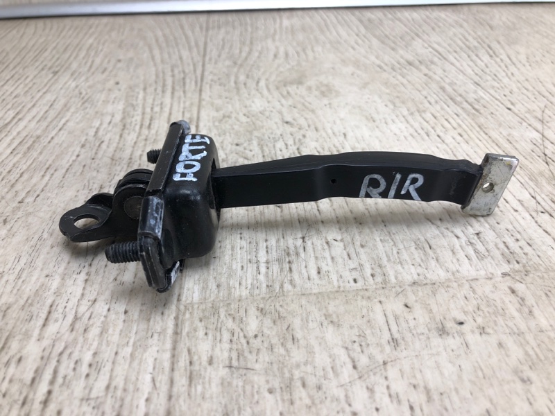 Ограничитель двери задний правый KIA FORTE YD 12- 2013 YD 2.0 G4NC 79490-A7000 Б/У