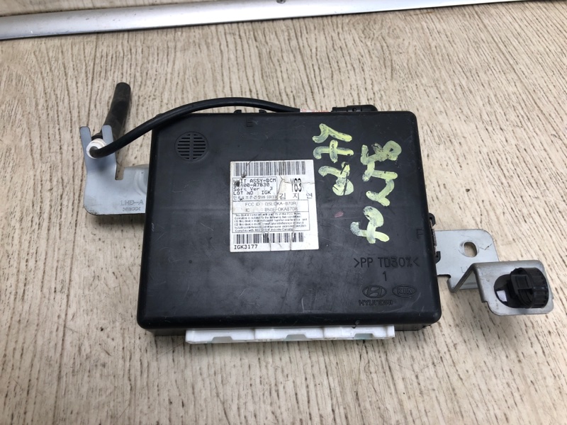 Блок комфорта KIA FORTE YD 12- 2013 YD 2.0 G4NC 95400-A7630 Б/У