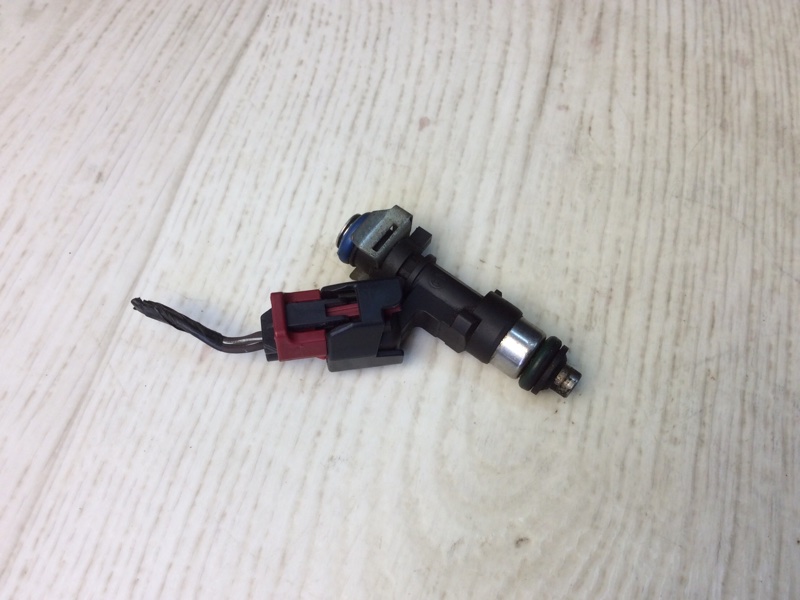 Форсунка топливная DODGE JOURNEY 08-20 2008 JC 3.5 EGF 4591986AA Б/У