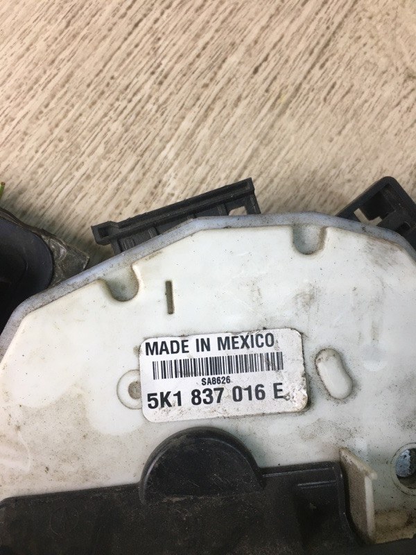 Замок двери передний правый JETTA USA 10-17 2016 162 1.4 CZTA