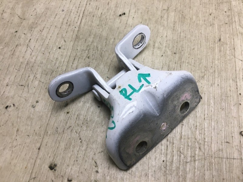 Петля двери верхняя задняя левая HYUNDAI SONATA LF 2014- 2015 LF 2.4 G4KJ 79410-3K000 Б/У