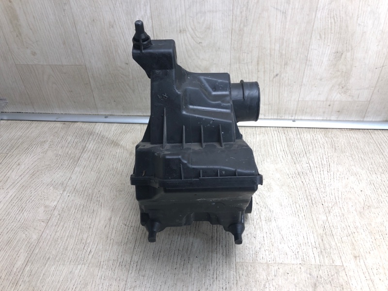 Корпус воздушного фильтра NISSAN NV200 USA 13- M20XUS 2.0 MR20DE