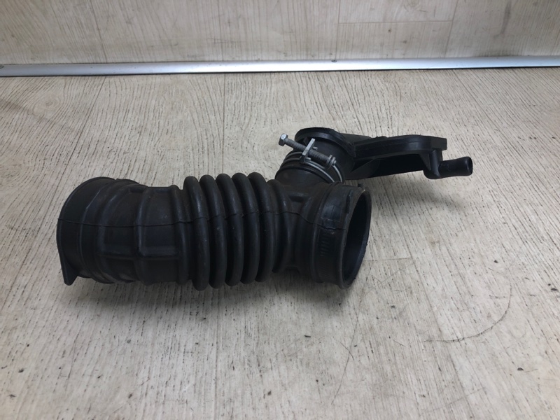 Патрубок воздушного фильтра NV200 USA 13- 2020 M20XUS 2.0 MR20DE