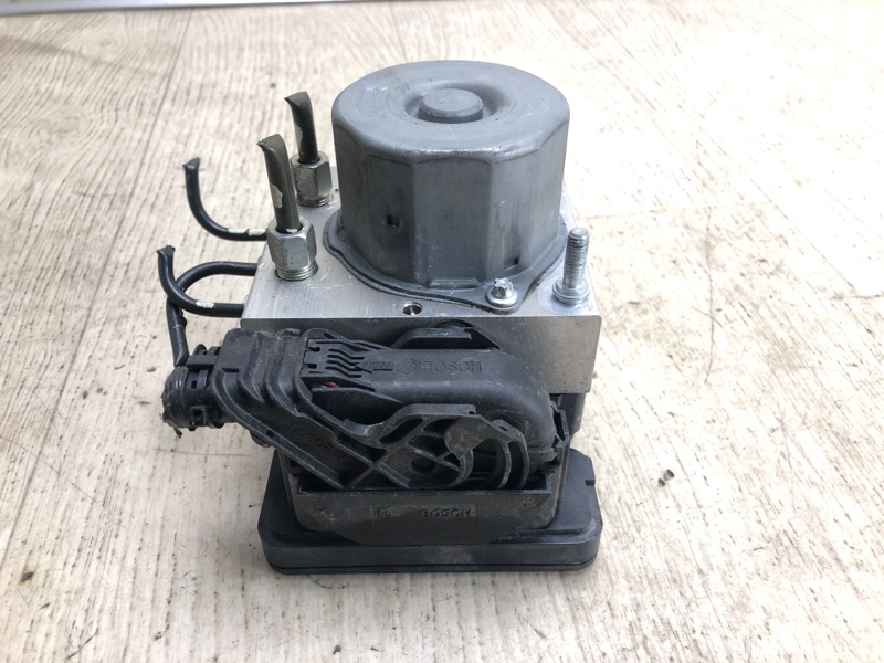 Блок ABS NV200 USA 13- 2020 M20XUS 2.0 MR20DE