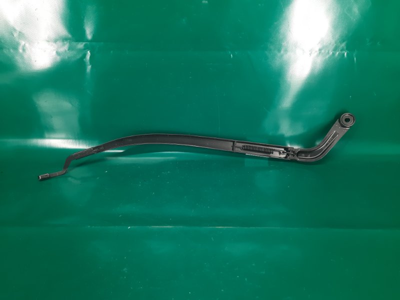 Поводок стеклоочистителя передний правый JEEP CHEROKEE 14- 3.2L 6 Поводок стеклоочистителя передний правый JEEP CHEROKEE 14- 3.2L 6