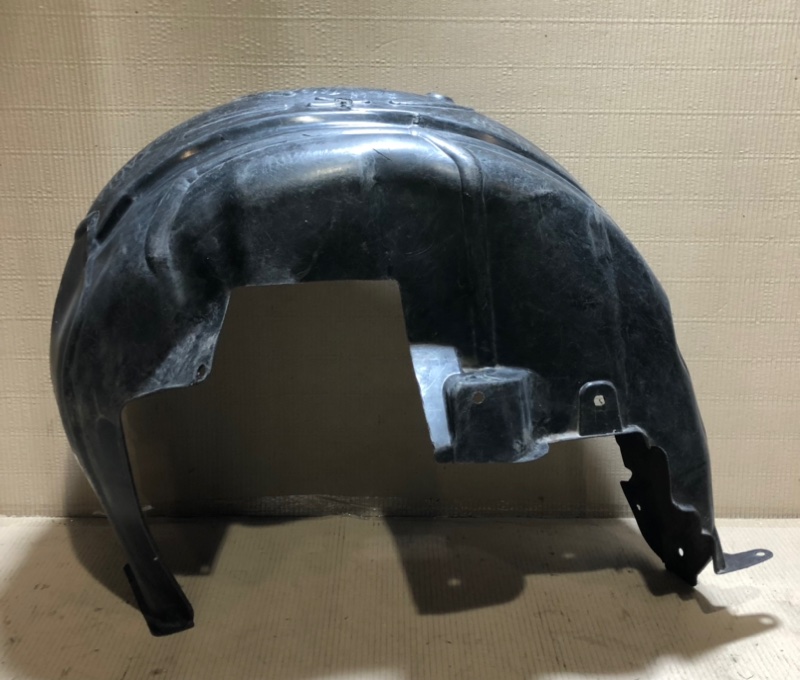 Подкрылок задний левый TRIBECA B10 07-13