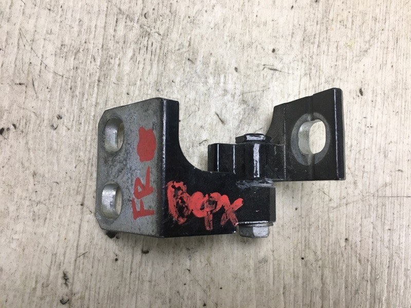 Петля двери верхняя передняя правая DODGE DART 12-16 2015 PF 2.4 ED8 68082432AE Б/У