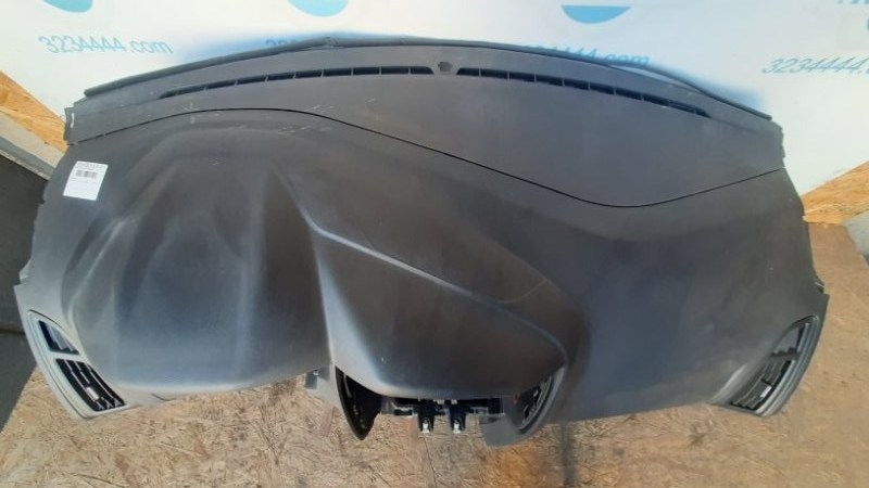 Торпедо FOCUS 10-18 2013 Хетчбек 2.0 C20HDEX