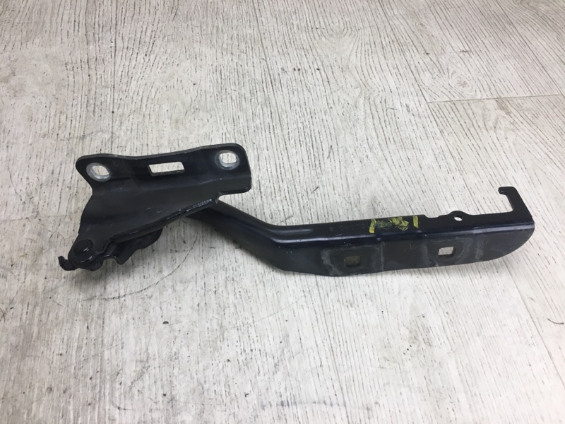 Петля капота левая DODGE DART 12-16 2015 PF 2.4 ED8 68082131AA Б/У