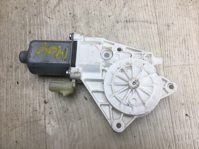 Моторчик стеклоподъемника передний правый DART 12-16 2015 PF 2.4 ED8 Моторчик стеклоподъемника передний правый DART 12-16 2015 PF 2.4 ED8