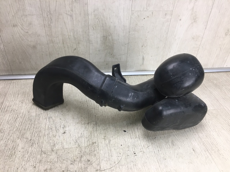 Резонатор воздушного фильтра DODGE DART 12-16 2015 PF 2.4 ED8 68213900AB Б/У