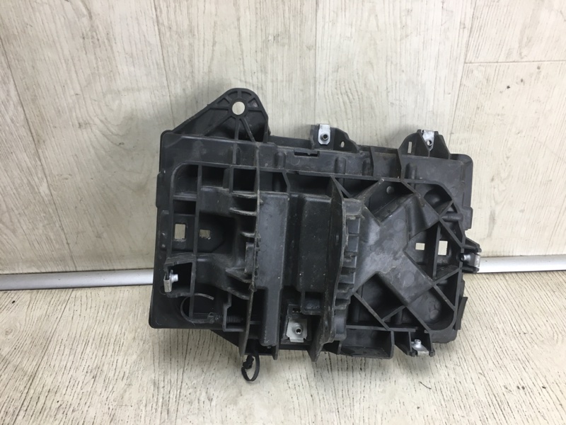 Полка аккумулятора DART 12-16 2015 PF 2.4 ED8 Полка аккумулятора DART 12-16 2015 PF 2.4 ED8