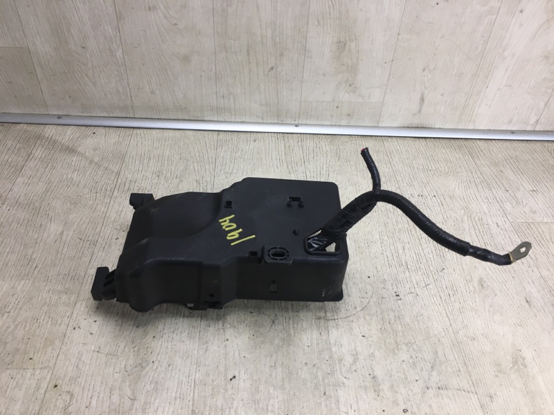 Блок предохранителей моторный отсек DODGE DART 12-16 PF 2.4 ED8