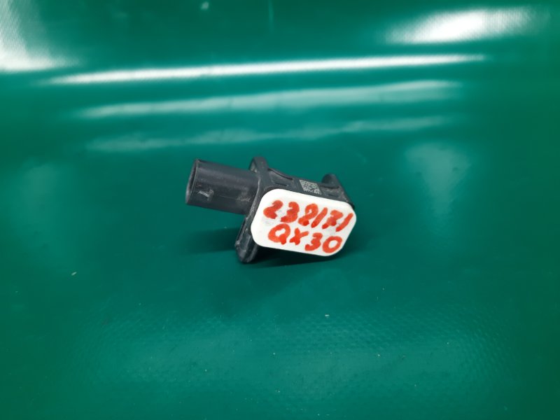 Запчасть датчик удара передний INFINITI QX30 16-20 2019 Внедорожник 2.0 20PET K8830-5DA0A Б/У Датчик удара передний INFINITI QX30 16-20 2019 Внедорожник 2.0 20PET K8830-5DA0A Б/У