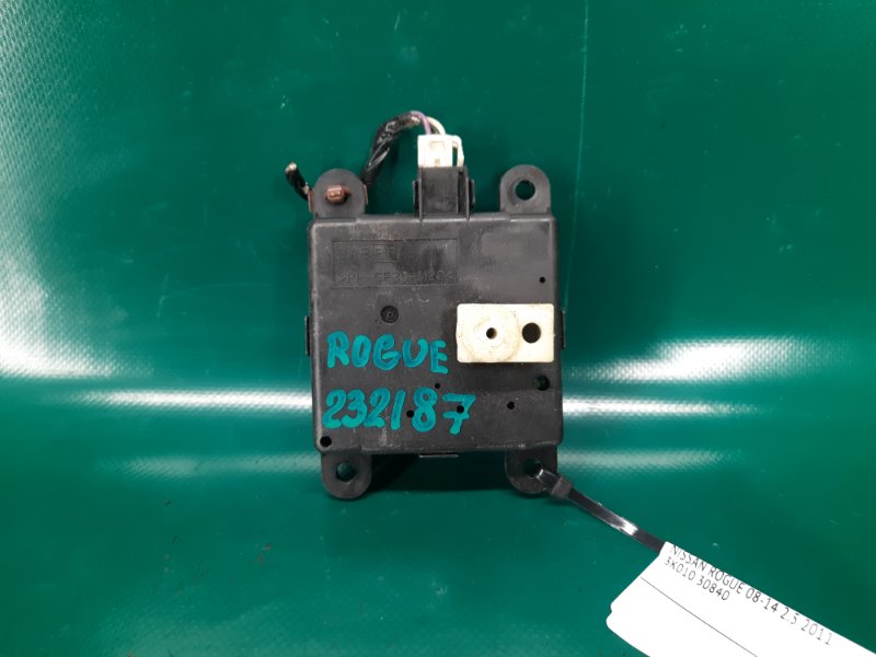 Моторчик заслонки печки NISSAN ROGUE 08-15 2011 2.5 QR25DE 27731-AL500 Б/У