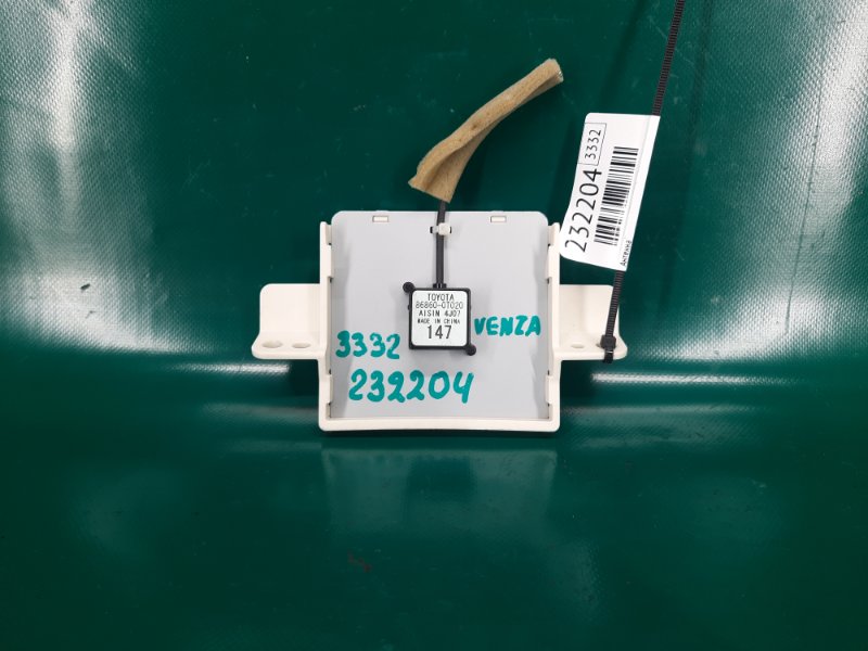 Антенна TOYOTA VENZA 09-16 2015 Минивэн 3.5 2GR-FE 86860-0T020 Б/У