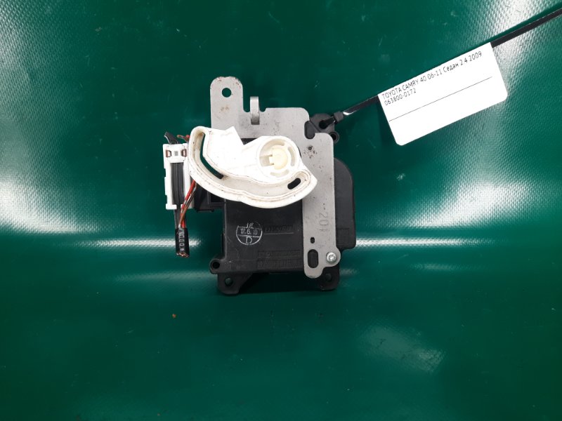 Запчасть моторчик заслонки печки TOYOTA CAMRY 40 06-11 2009 Седан 2.4 2AZFXE 87106-07140 Б/У Моторчик заслонки печки TOYOTA CAMRY 40 06-11 2009 Седан 2.4 2AZFXE 87106-07140 Б/У