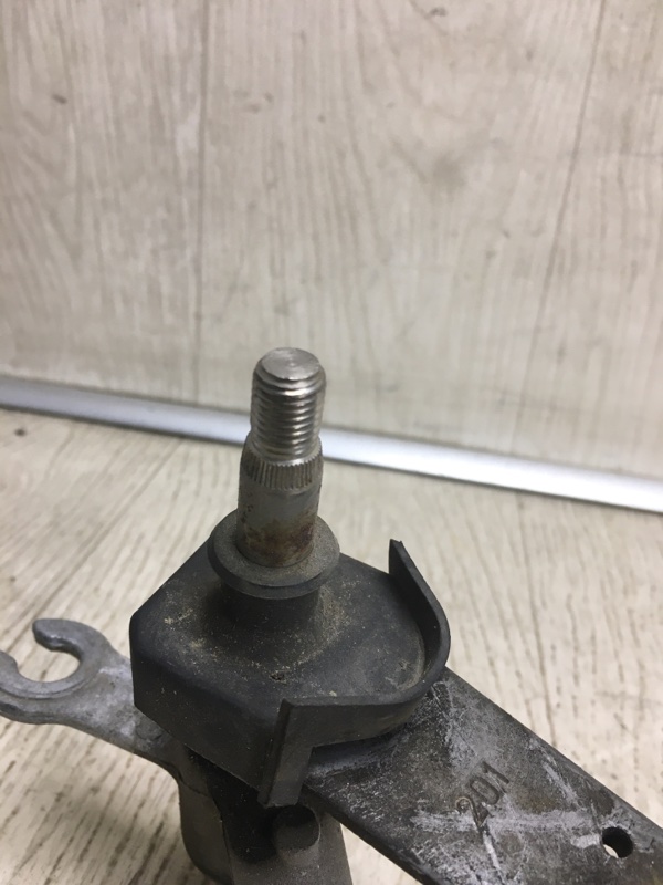 Трапеция стеклоочистителей передняя DODGE DART 12-16 PF 2.4 ED8