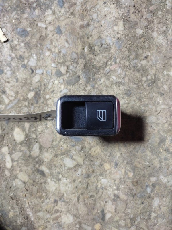 Кнопка стеклоподъемника передняя правая QX30 16-20 2016 Внедорожник 2.0 20PET