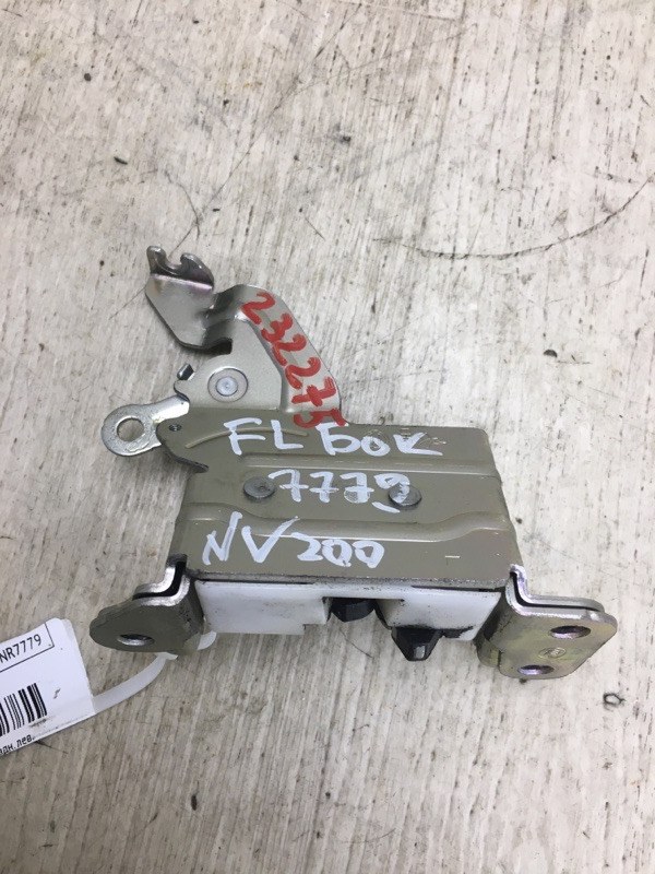 Замок двери боковой задний левый NISSAN NV200 USA 13- M20XUS 2.0 MR20DE