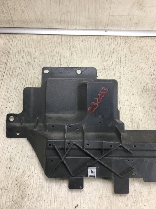 Кронштейн переднего бампера NISSAN NV200 USA 13- M20XUS 2.0 MR20DE