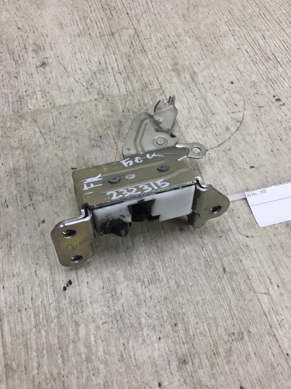 Замок двери боковой задний правый NISSAN NV200 USA 13- M20XUS 2.0 MR20DE