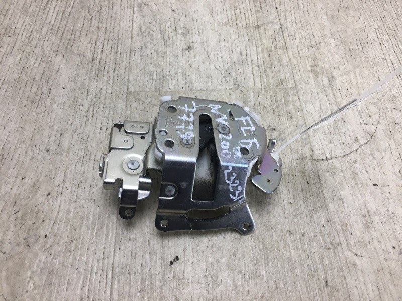 Замок двери боковой передний левый NV200 USA 13- 2020 M20XUS 2.0 MR20DE