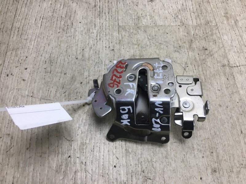 Замок двери боковой передний правый NISSAN NV200 USA 13- 2020 M20XUS 2.0 MR20DE 825003LM0A Б/У