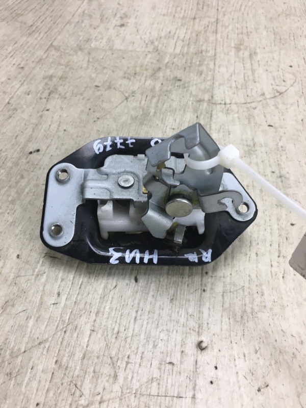 Замок крышки багажника левый NISSAN NV200 USA 13- M20XUS 2.0 MR20DE