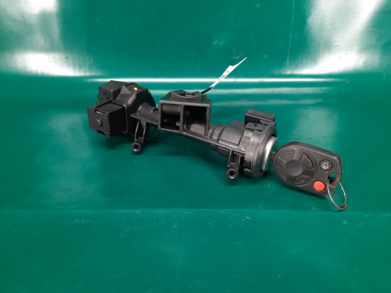 Замок зажигания FORD FOCUS 10-18 2013 Хетчбек 2.0 C20HDEX BV6Z-3511-B Б/У