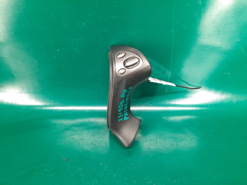 Кнопки на руль правые NISSAN PATHFINDER R52 12-21 2014 3.5L 6 25550-3KA2A Б/У