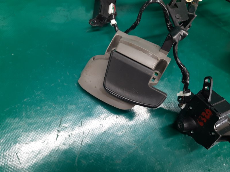Кнопки на руль MDX (YD2) 06-13 2010 Внедорожник 3.7 J37A1