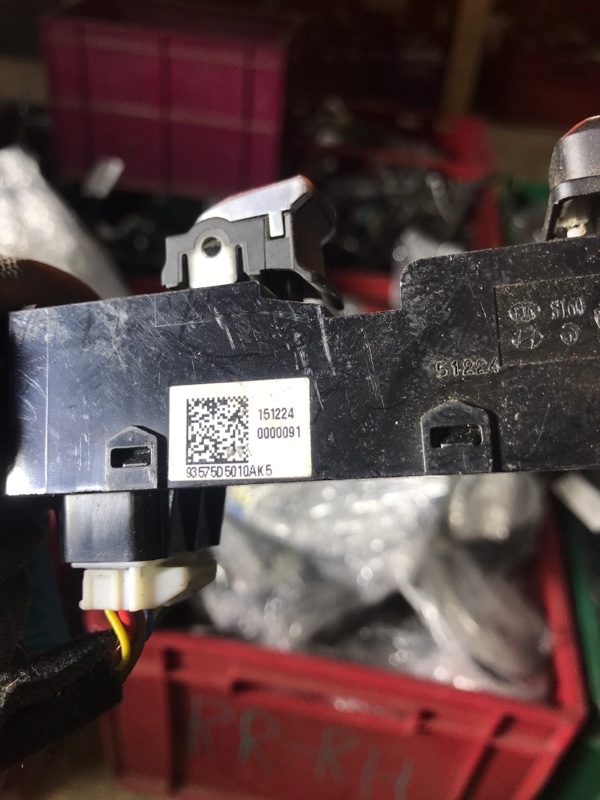 Кнопка стеклоподъемника OPTIMA JF 15-20 2016 Седан 2.4